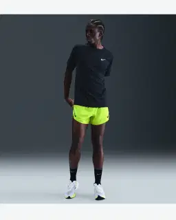 Short con pantalón corto integrado de 10 cm Dri-Fit Adv Nike Aeroswift Hombre – 1/4