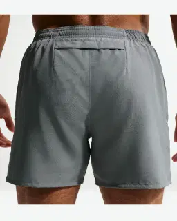 Short con pantalón interior integrado de 12,7 cm Dri-Fit Nike Miler Hombre – 3/4