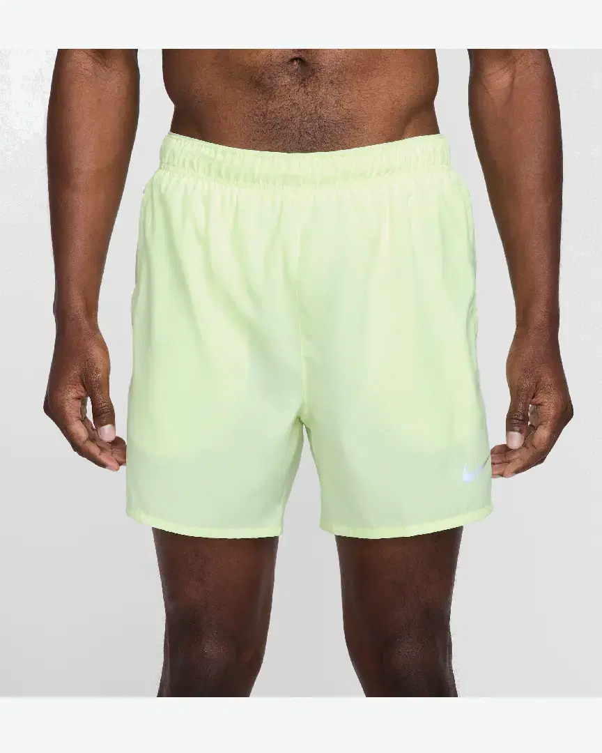 Pantalón Corto Con Pantalón Interior Integrado 13 Cm Dri-Fit Nike Challenger M - DV9363-701 (1) au meilleur prix !