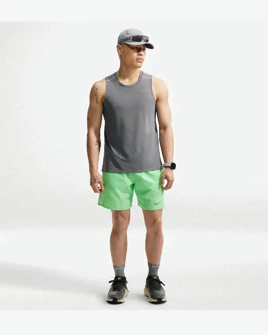 Short con pantalones cortos integrados de 18 cm Dri-Fit Nike Miler Hombre