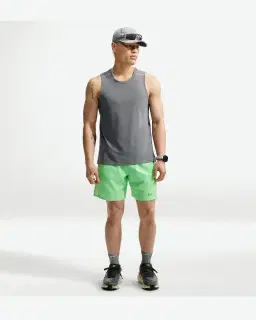Short con pantalones cortos integrados de 18 cm Dri-Fit Nike Miler Hombre – 1/4