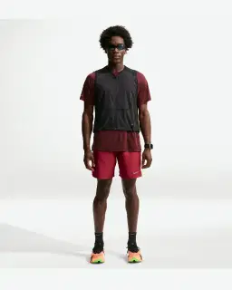 Short con pantalones cortos integrados de 18 cm Dri-Fit Nike Miler Hombre – 1/4