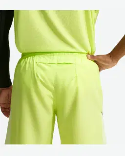 Short con pantalones cortos integrados de 18 cm Dri-Fit Nike Miler Hombre – 3/4