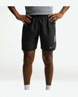 Short con pantalones cortos integrados de 18 cm Dri-Fit Nike Miler Hombre – 2/4