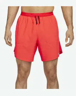 Short con shorts interiores integrados de 18 cm Dri-Fit Nike Stride Hombre – 2/4