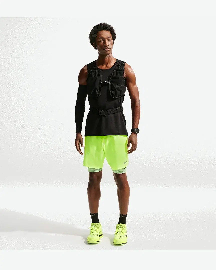 Short con shorts interiores integrados de 18 cm Dri-Fit Nike Stride Hombre