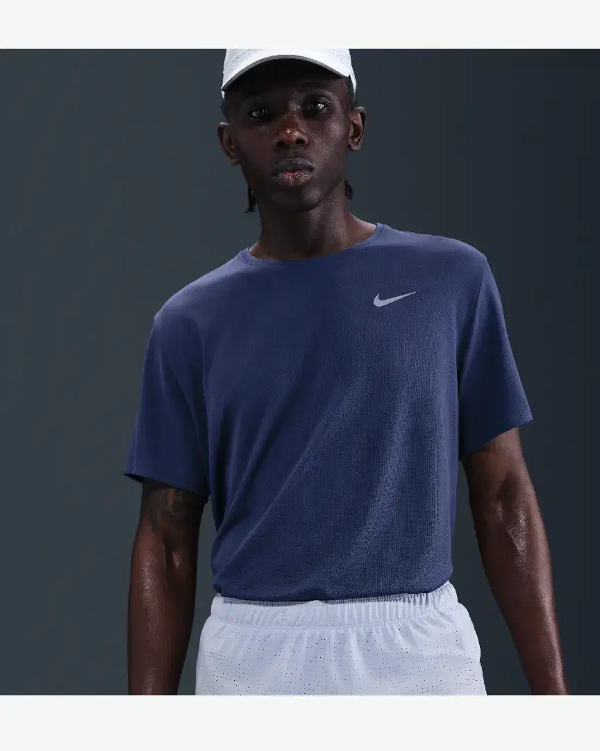 Short con calzón integrado de 8 cm Dri-Fit Nike Fast M - FN3355-057 (1) au meilleur prix !