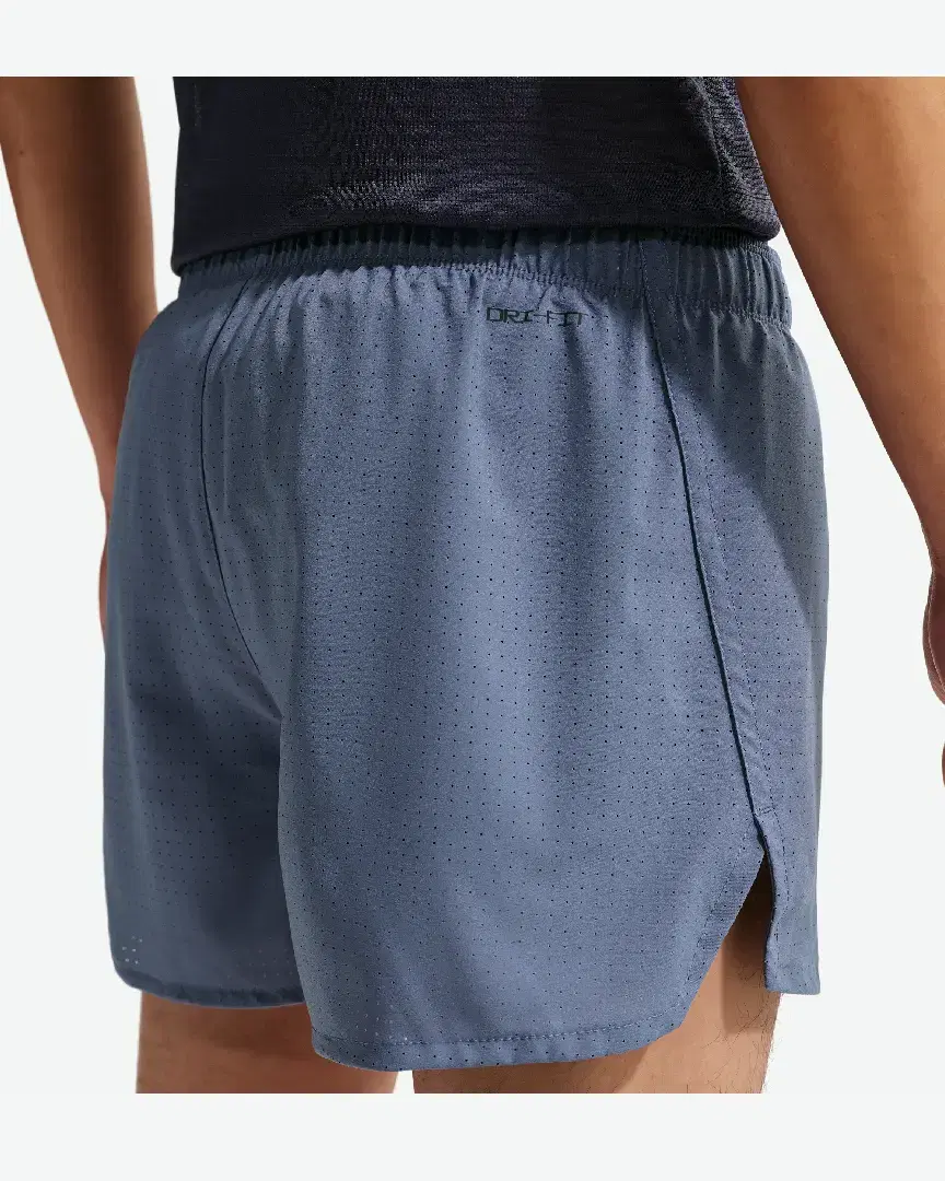 Short con calzón integrado de 8 cm Dri-Fit Nike Fast M - FN3355-491 (2) au meilleur prix !