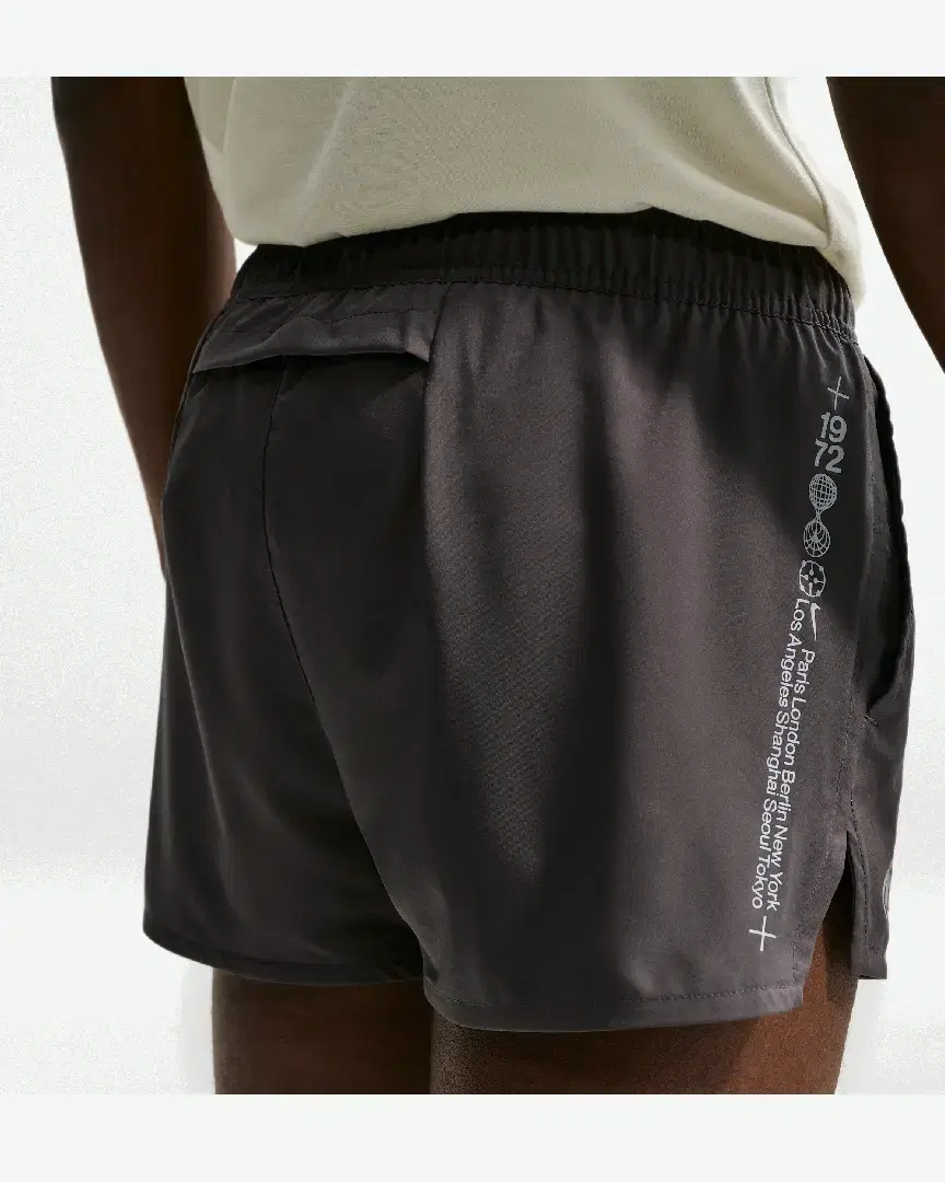 Short con calzón integrado de 8 cm Dri-Fit Nike Fast M - II2480-254 (2) au meilleur prix !