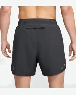 Short con sujetadores integrados Dri-Fit 13 cm Nike Challenger Flash Hombre – 3/4