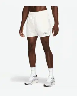 Short con sujetadores integrados Dri-Fit 13 cm Nike Challenger Flash Hombre – 1/4