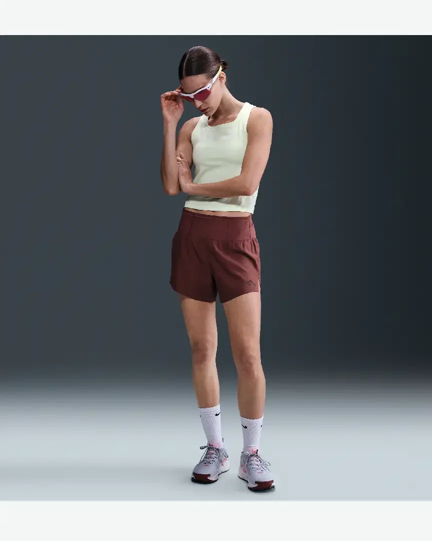 Short con pantalón interior integrado Dri-Fit Nike Trail Mujer