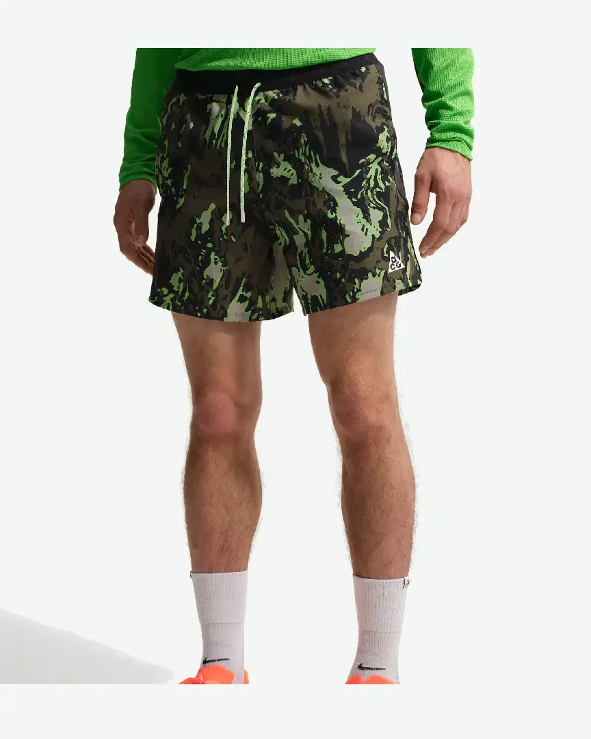 Pantalones Cortos de Trail con Calzón Interno Nike Acg Dri-Fit 15 Cm M - IF2165-009 (1) au meilleur prix !