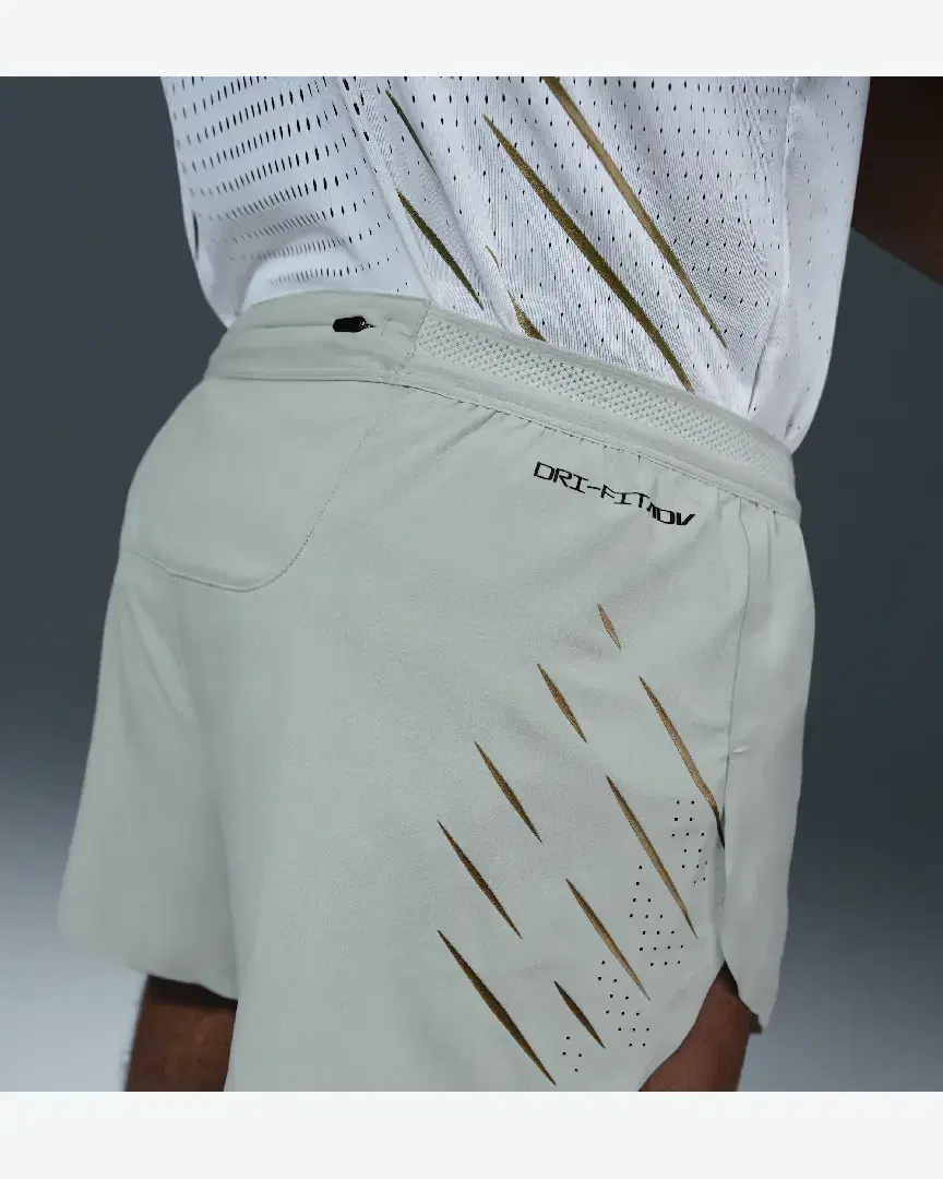 Short Dri-Fit Adv Nike Aeroswift X Jakob 5 Cm M - HQ4197-034 (2) au meilleur prix !