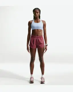 Short Dri-Fit de cintura alta con pantalón corto integrado Nike Tempo Mujer – 1/4