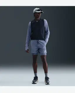 Short Híbrido Dri-Fit Nike Stride 13 Cm Hombre – 1/4