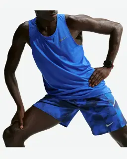 Short con pantalones cortos integrados de 18 cm Dri-Fit Nike Miler Hombre – 4/4