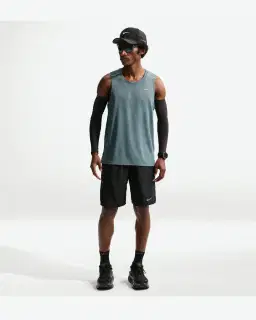 Short No Doblado 23 Cm Dri-Fit Nike Miler Hombre – 1/4