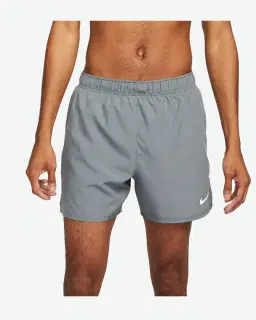 Pantalón corto polivalente con interior de malla de 13 cm Nike Dri-Fit Challenger Hombre – 2/4