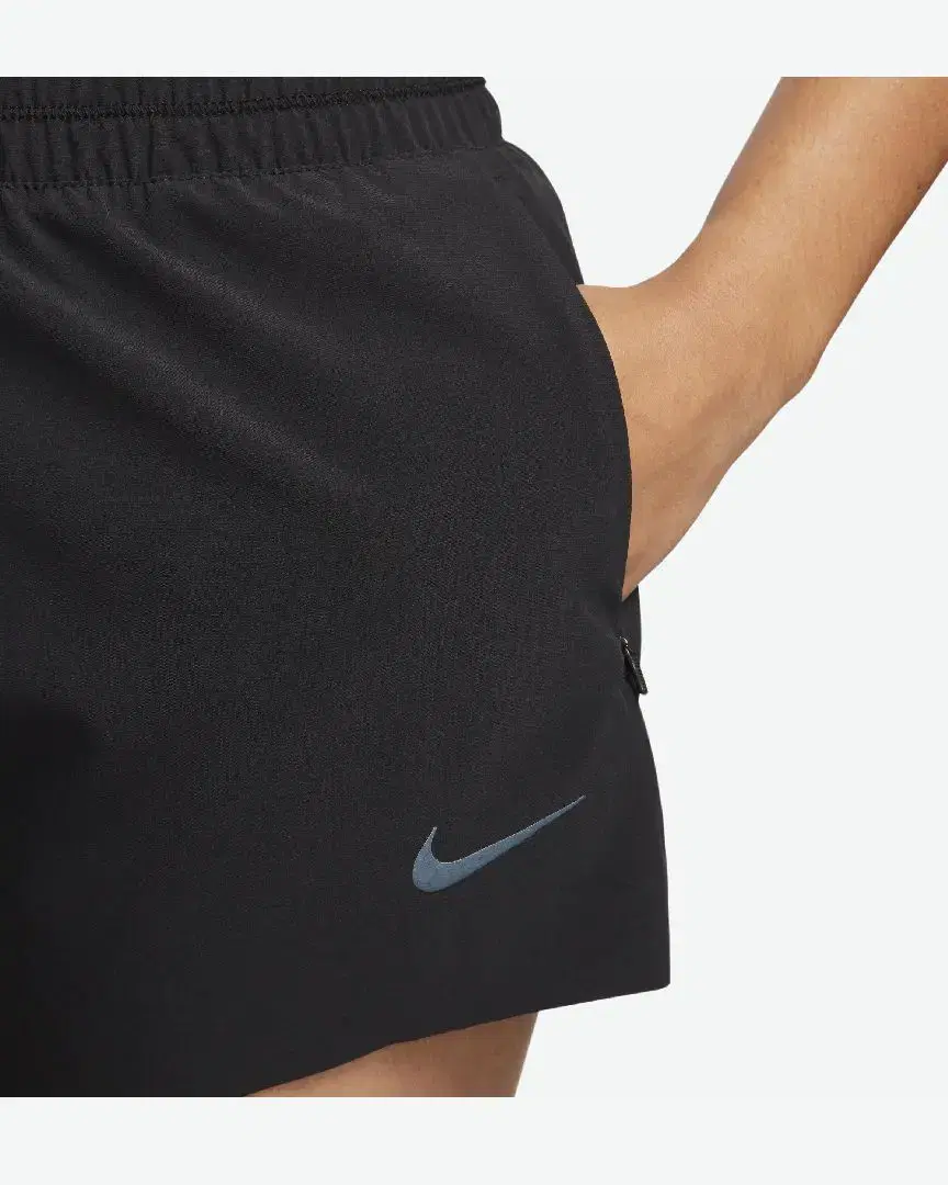 Short de talle alta con pantalones cortos integrados y bolsillos Nike Dri-FIT running Division 8 cm W - FB7628-010 (3) au meilleur prix !
