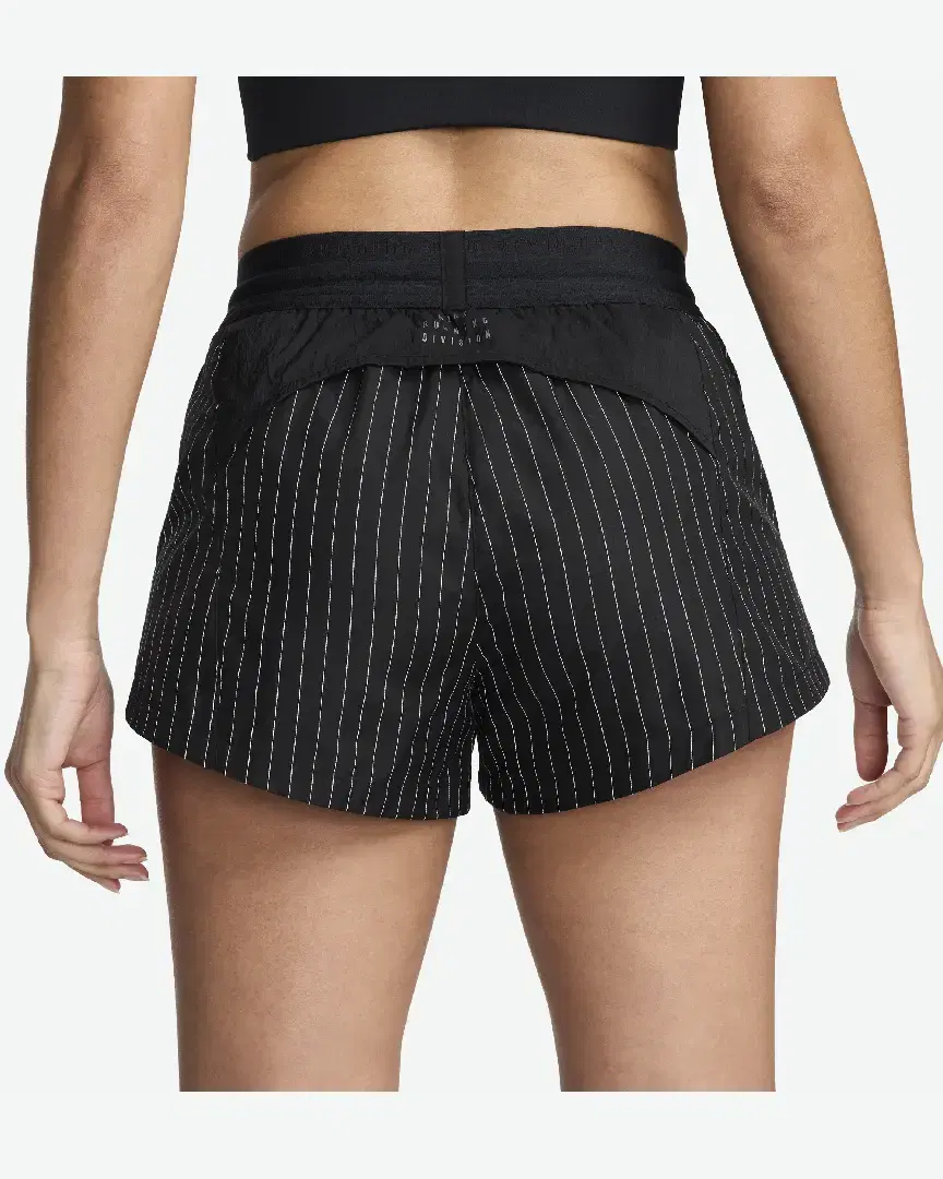 Pantalones Cortos de Altura Media con Culotte Interior de 8 cm Nike Running Division W - FN2715-010 (2) au meilleur prix !