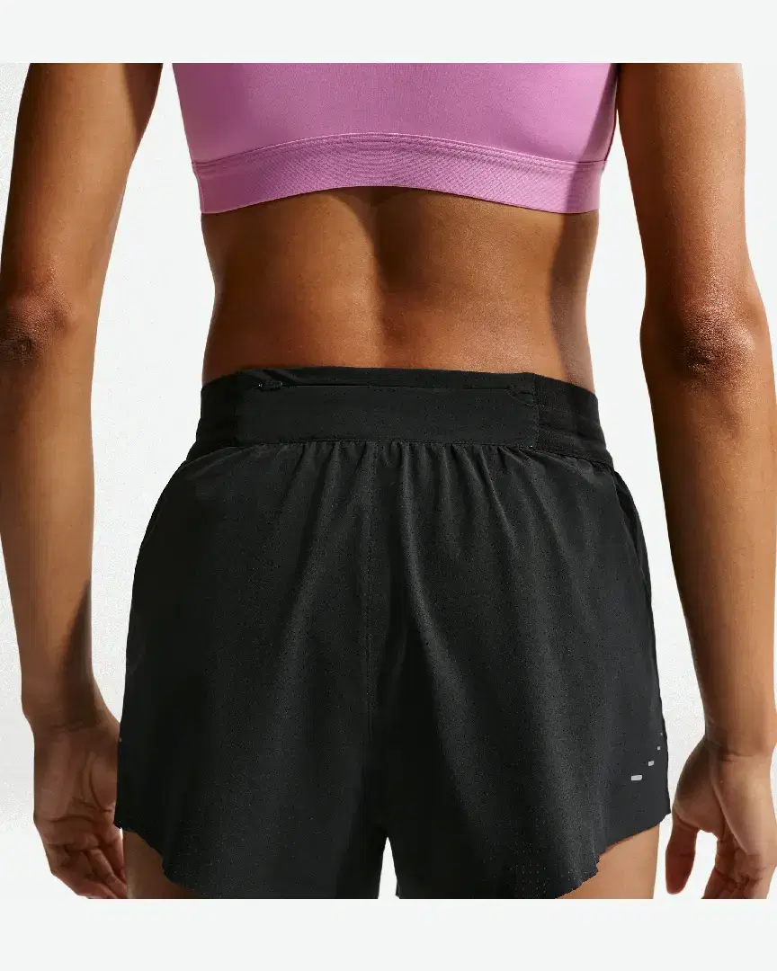 Short de Talla Media con Pantalón Corto Incorporado Dri-Fit Nike Swift 6 cm W - IF1678-010 (2) au meilleur prix !