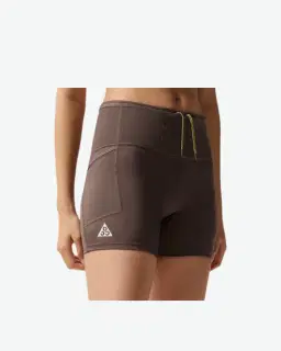 Pantalones cortos Nike ACG Trail de 4 pulgadas Mujer – 1/3