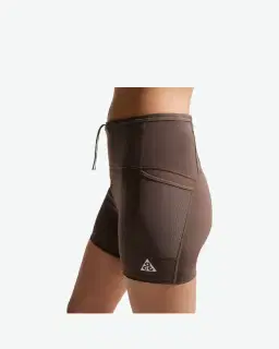 Pantalones cortos Nike ACG Trail de 4 pulgadas Mujer – 3/3