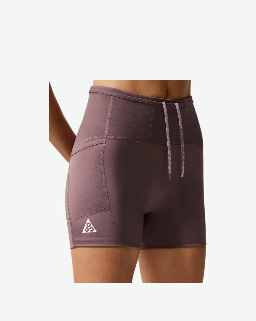 Pantalones cortos Nike ACG Trail de 4 pulgadas Mujer