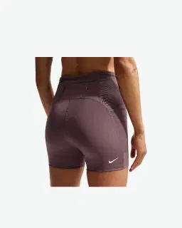 Pantalones cortos Nike ACG Trail de 4 pulgadas Mujer – 2/4