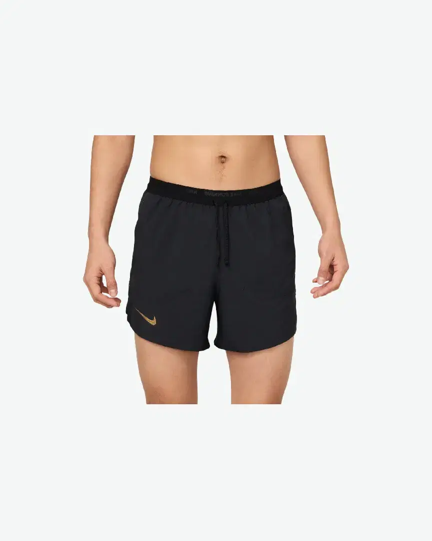 Pantalones cortos Nike Aeroswift Jakob Ingebrigtsen 5 pulgadas M - HJ3536-010 (0) au meilleur prix !