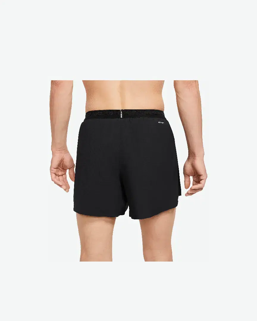 Shorts Nike M Nk Aeroswift 4" Dry Short M - CJ7840-010 (1) au meilleur prix !