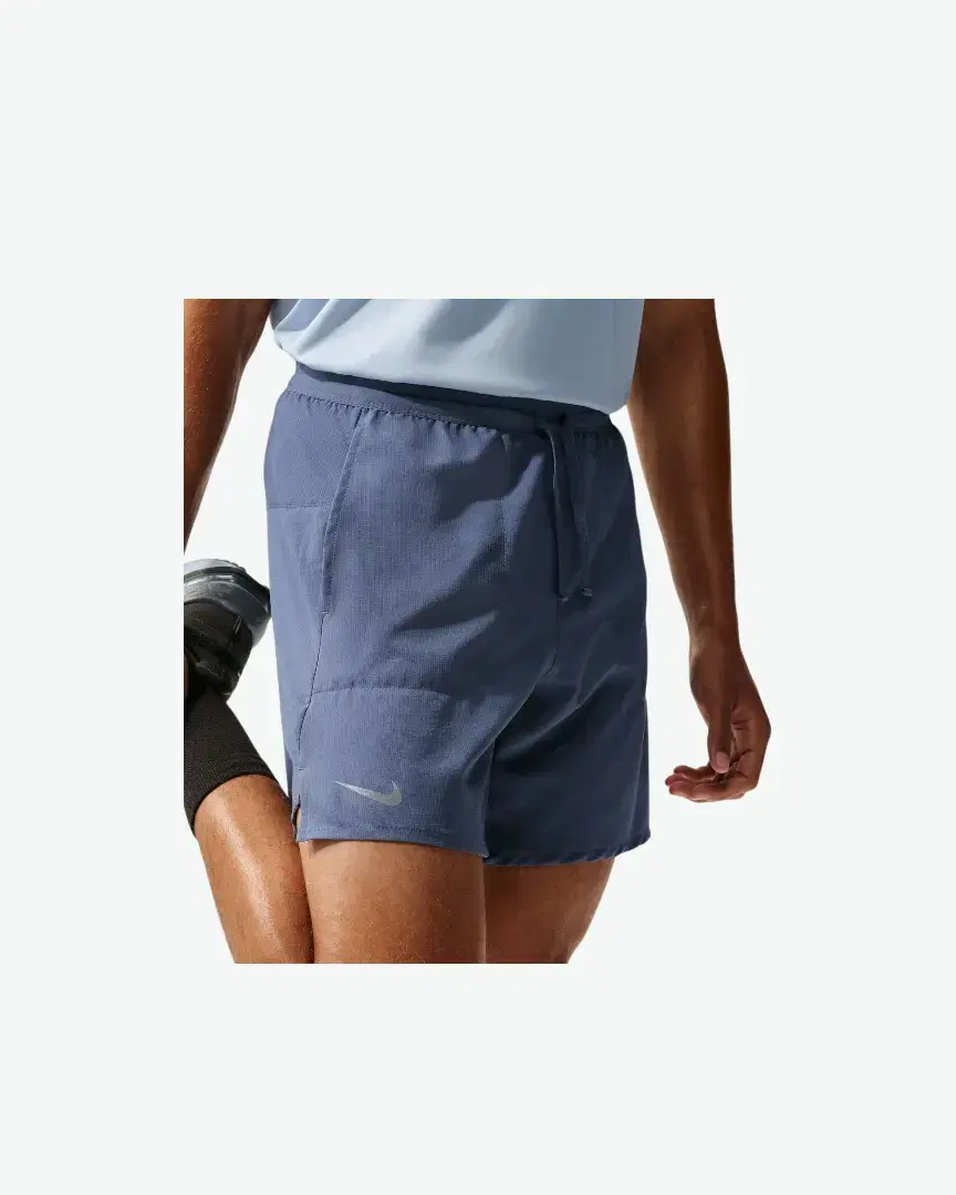 Corto 2-En-1 18 Cm Dri-Fit Nike Stride M - IF2036-491 (0) au meilleur prix !