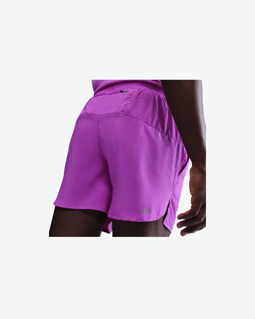 Pantalones cortos Nike Stride Eliud Kipchoge 5 pulgadas M - DM4755-552 (1) au meilleur prix !