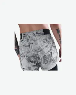 Short 2-en-1 de talle media alta Dri-Fit Nike Swift Mujer – 2/3
