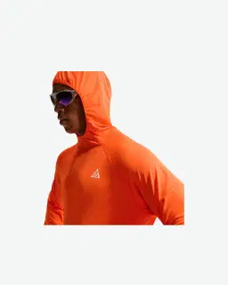 Sudadera con capucha Nike ACG Solar Chase Hombre – 3/4