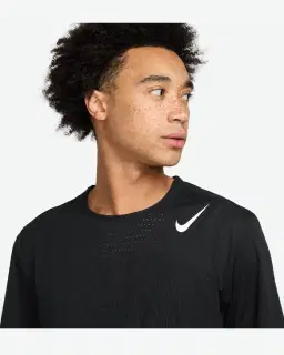Camiseta de manga corta Dri-Fit Adv Nike Aeroswift Hombre – 3/4