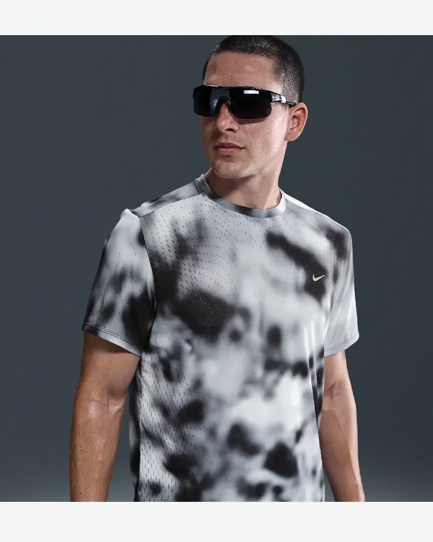 Camiseta de manga corta Dri-Fit Adv Nike Running Division Breathe Hombre