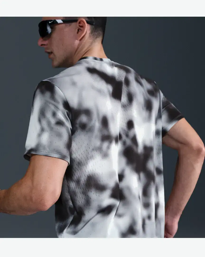 Camiseta de manga corta Dri-Fit Adv Nike Running Division Breathe M - HJ4148-010 (1) au meilleur prix !