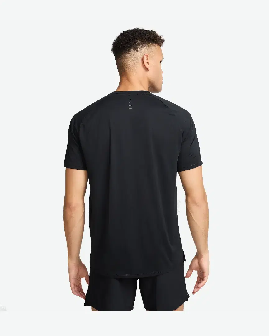 Camiseta Nike Stride M - HV5203-010 (1) au meilleur prix !