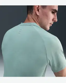 Camiseta Nike Stride Maratón de Berlín Hombre – 2/4
