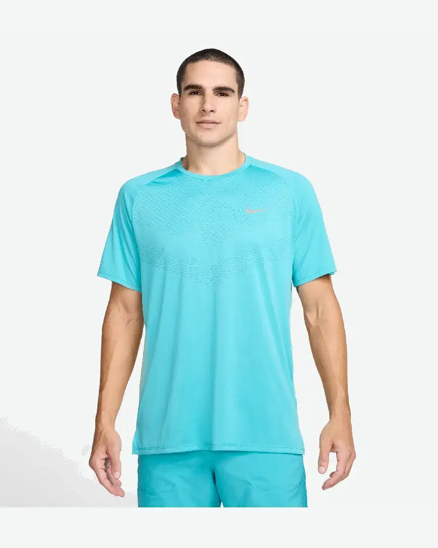 Camiseta Nike Stride M - Men (58) au meilleur prix !