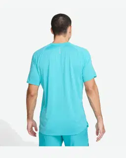 Camiseta Nike Stride Hombre – 2/4
