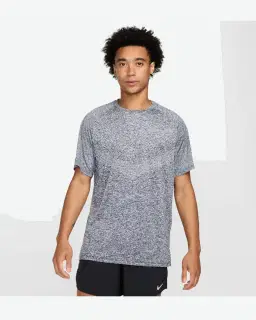 Camiseta Nike Stride Maratón de Berlín Hombre – 1/4