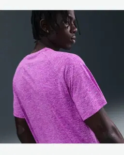 Camiseta Nike Stride Maratón de Berlín Hombre – 2/4