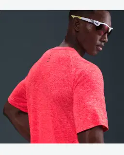 Camiseta Nike Stride Maratón de Berlín Hombre – 2/4