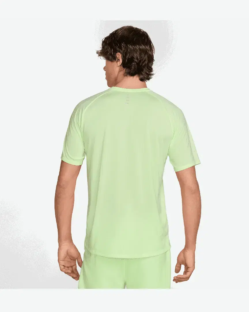 Camiseta Nike Stride M - HV5203-701 (1) au meilleur prix !