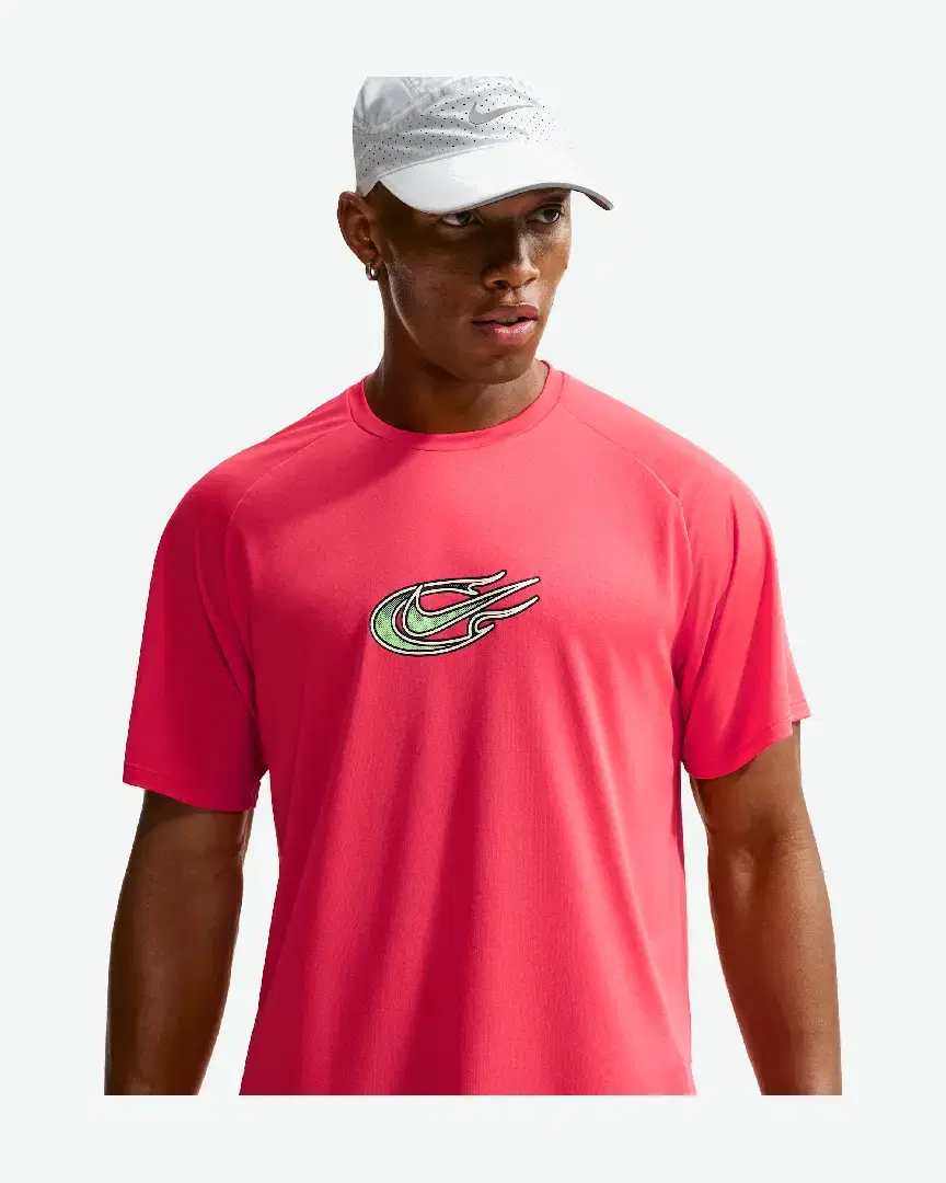 Camiseta de manga corta con patrones reflectantes Dri-Fit Adv Nike Stride M - IO1417-606 (0) au meilleur prix !
