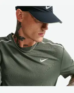 Camiseta Nike Hombre Nk Df Uv Miler Ss Hombre – 3/4