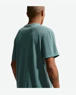 Camiseta de manga corta con protección UV Dri-Fit Nike Miler Hombre – 2/4